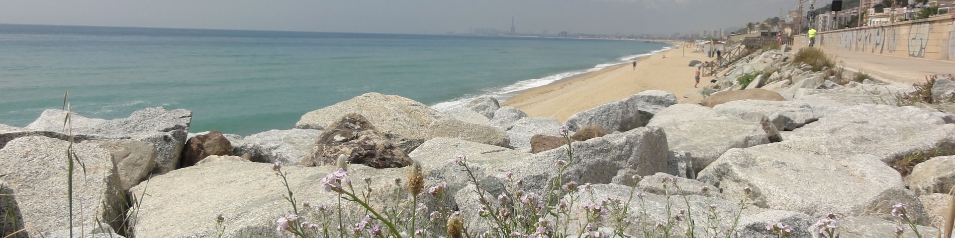 This is a a photo of a beach in Catalonia, Spain, with id: