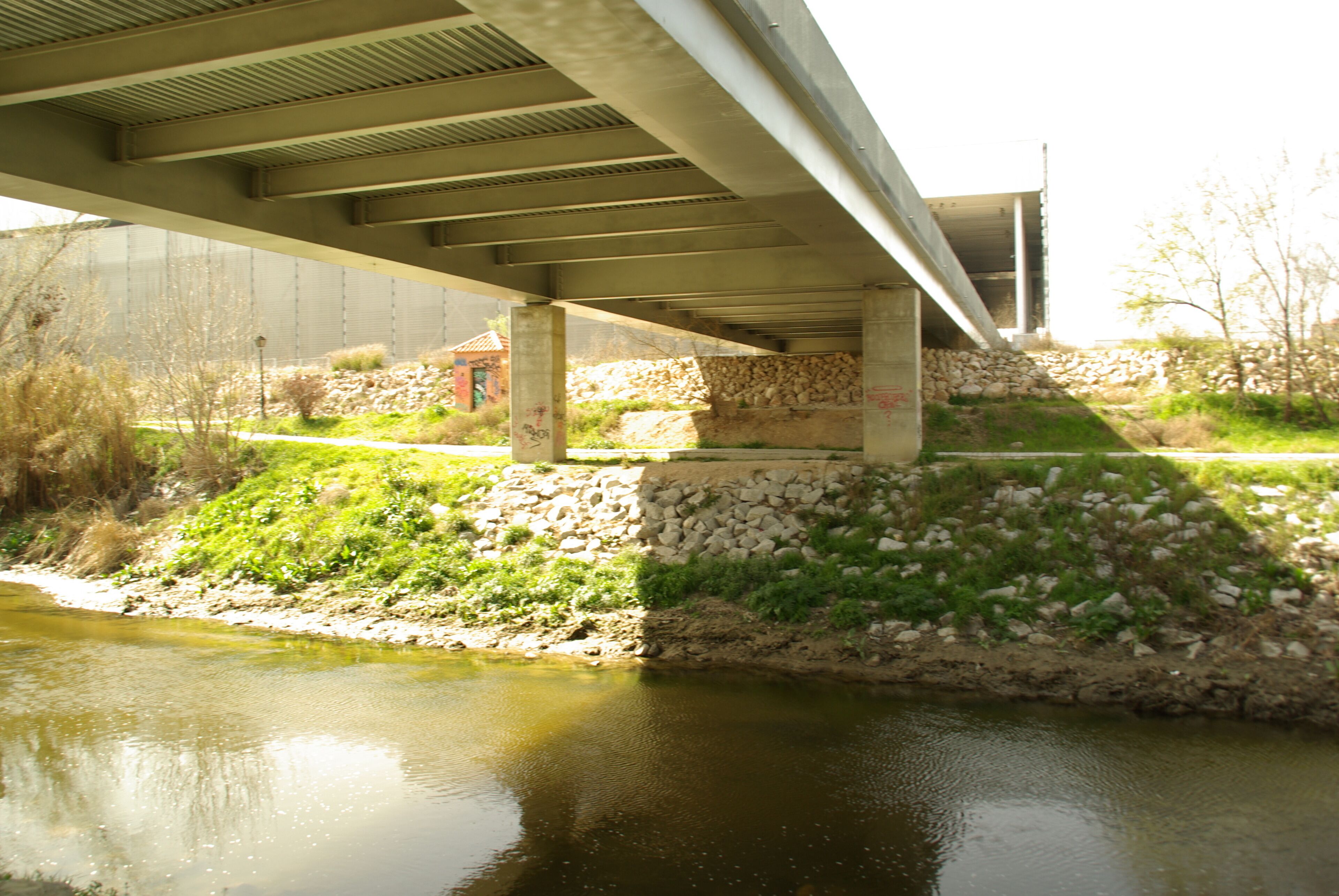 ® MADRID P.L.M. CAJA MAGICA PASARELA