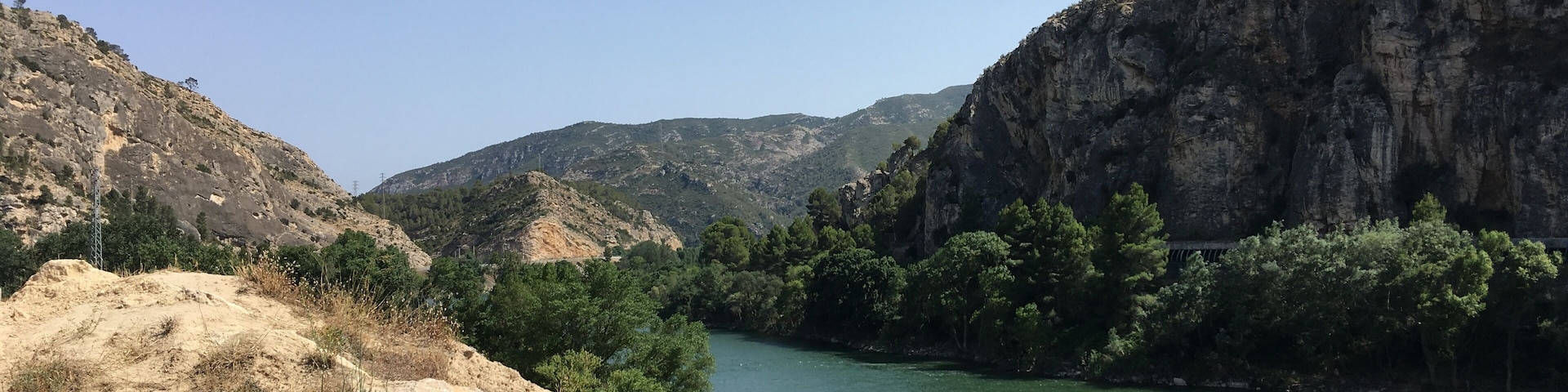 El pas de l'Ase és un congost del riu Ebre