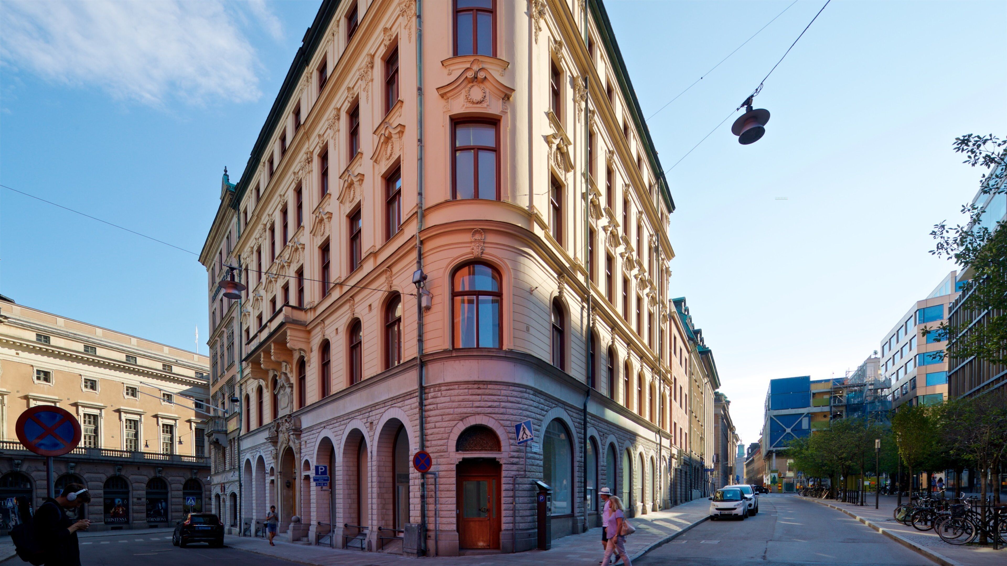 Norrmalm showing heritage architecture and a city