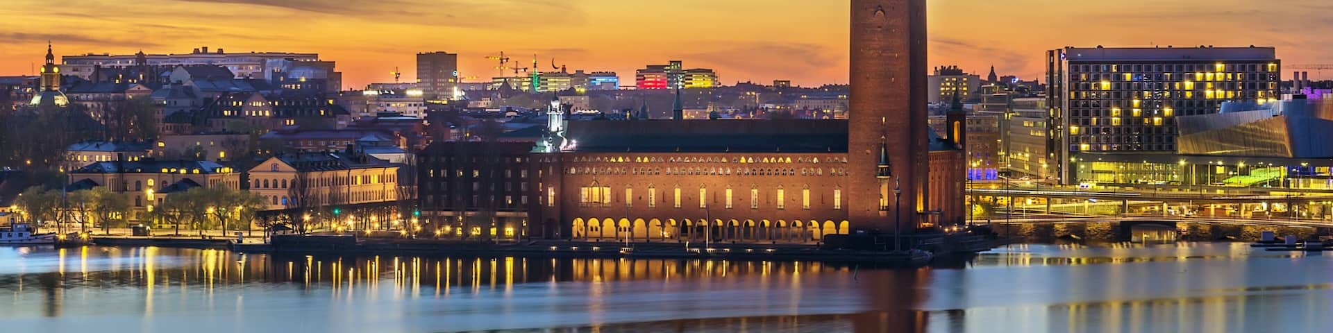 Kungsholmen mostrando tramonto, vista del paesaggio e fiume o ruscello
