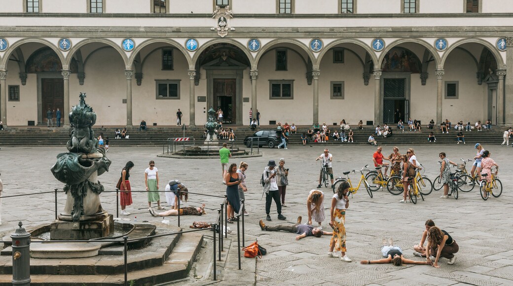 Province of Florence showing street scenes, a city and a square or plaza