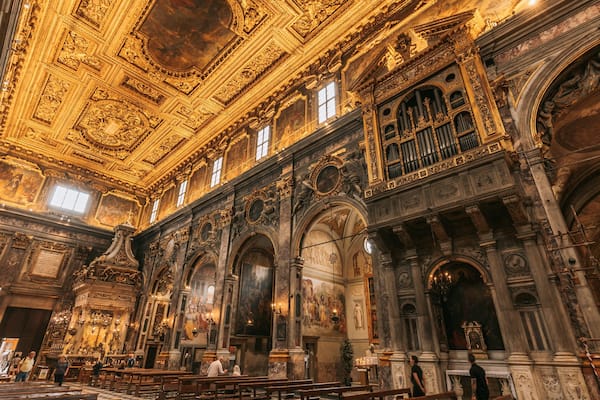 Province of Florence showing heritage elements, heritage architecture and interior views