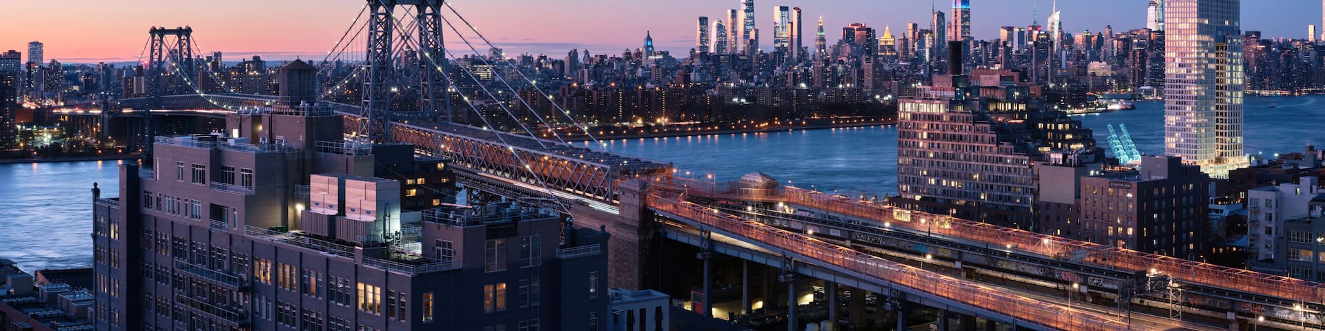 Williamsburg Hotel Guide