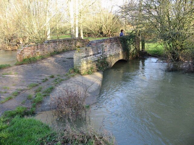 Bridge over River Cherwell Bridge on public footpath close to Lower Hewford Mill