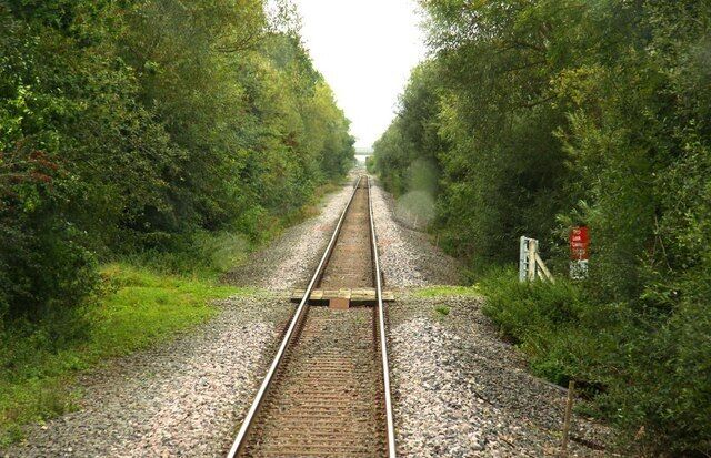 Farm crossing on the Oxford to Bicester line south of Wendlebury, Oxfordshire