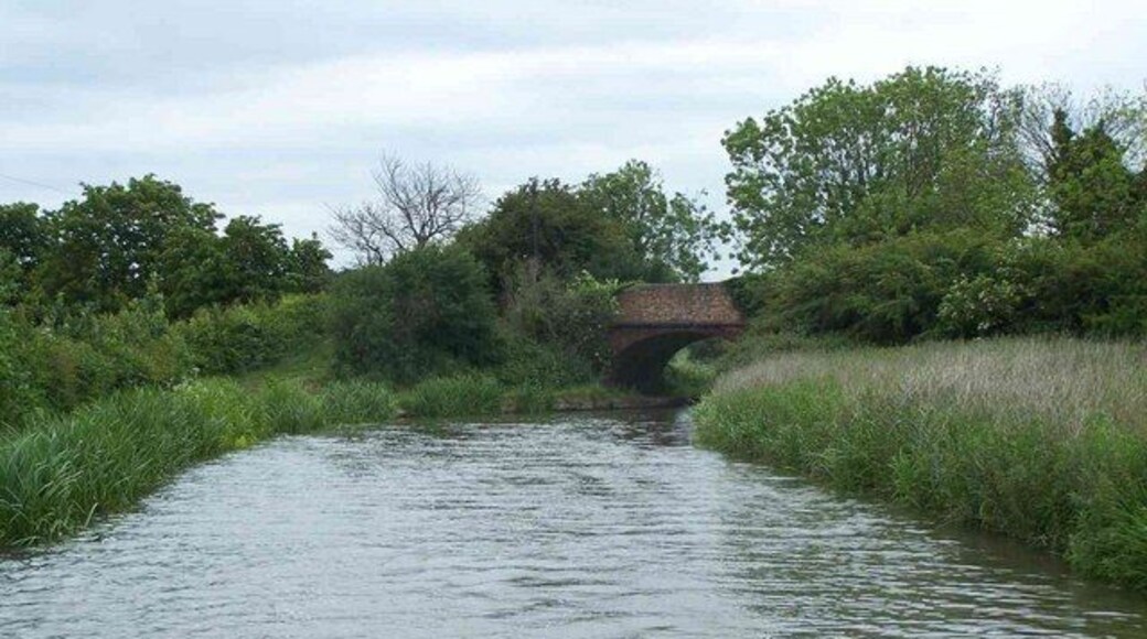 Approaching Road Bridge, Clayworth, Chesterfield Canal