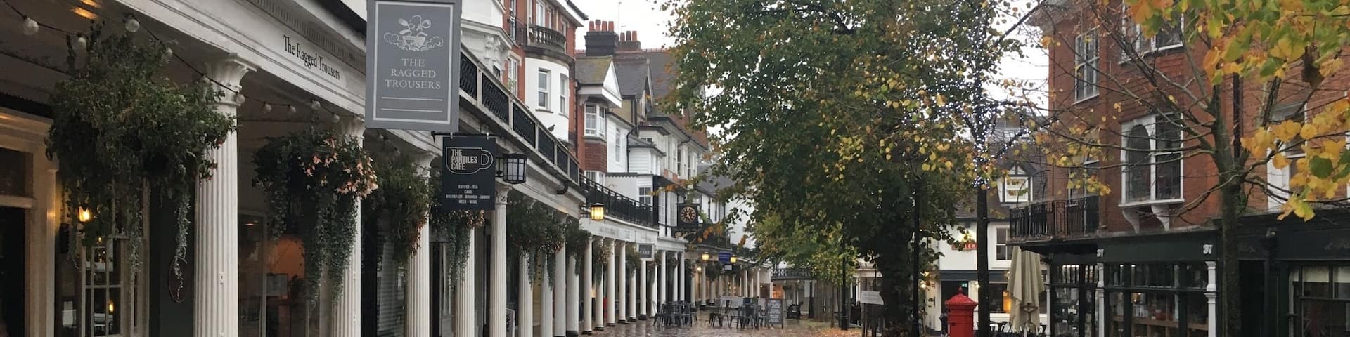 Wet Sunday October afternoon scares the tourists and locals away