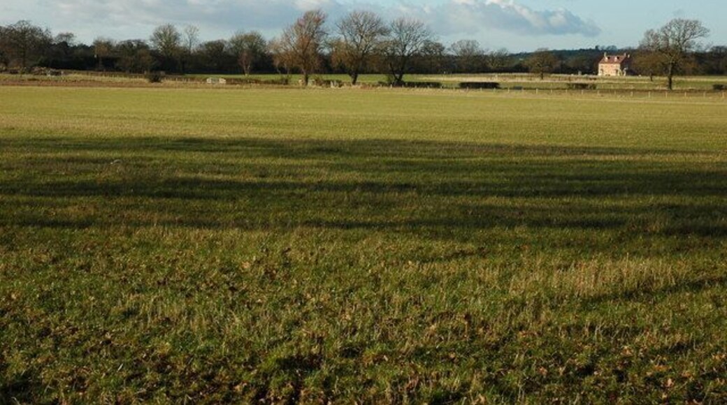 New house near Morton Spirit Farm View across farmland to a recently built house near Morton Spirit Farm, viewed from the south-east from the footpath beside Weethley Wood.