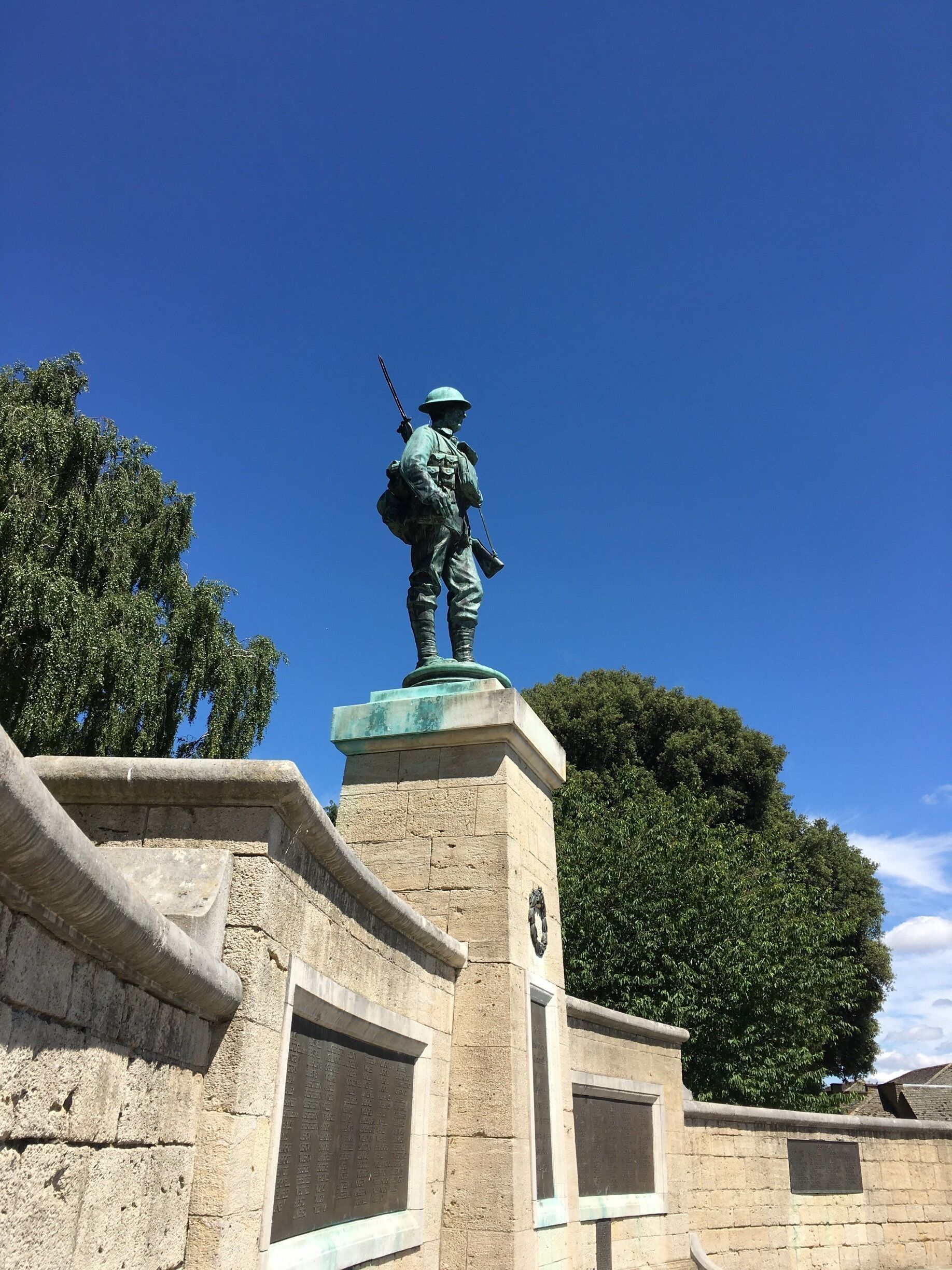 Evesham war memorial
