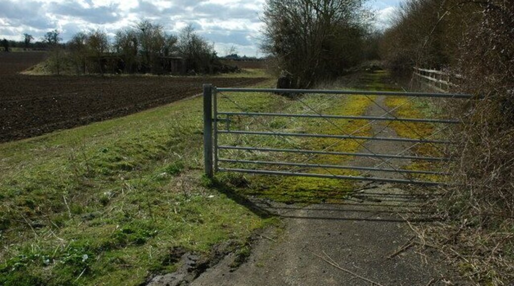 Old A435, Sedgeberrow This used to be the route of the A435 until it was replaced and upgraded to the A46 with now bypasses Sedgeberrow.