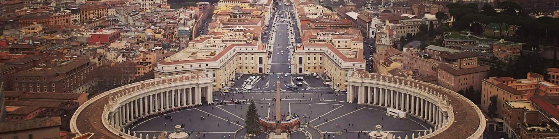 Definitely worth walking 500+ step up to the dome for such view of the vatican city. It all tells a story and the intelligence of ancient romans.