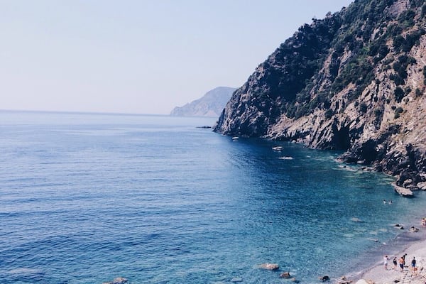 This is Guvano Beach.
A man said to me that this was the hippies and nudists beach, back in the 60s.
There are still nudists and people believing they are actually living in the 60s with their white Volkswagen van