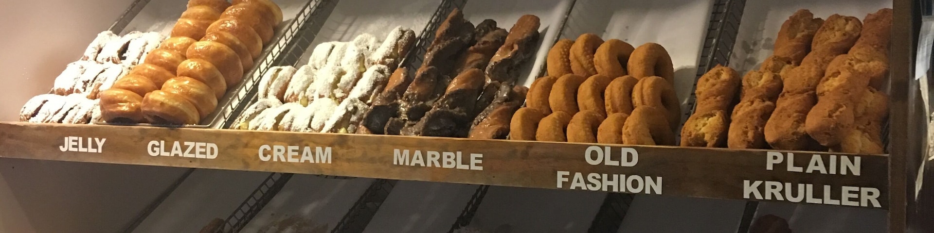 Get a donut and get the vibe of the local neighborhood #TroverFoodies