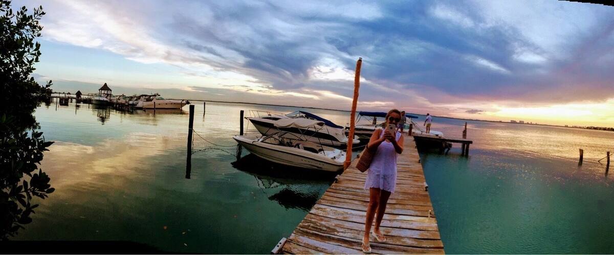 Hermosa Laguna Nichupte de agua Salada y color hermosas
