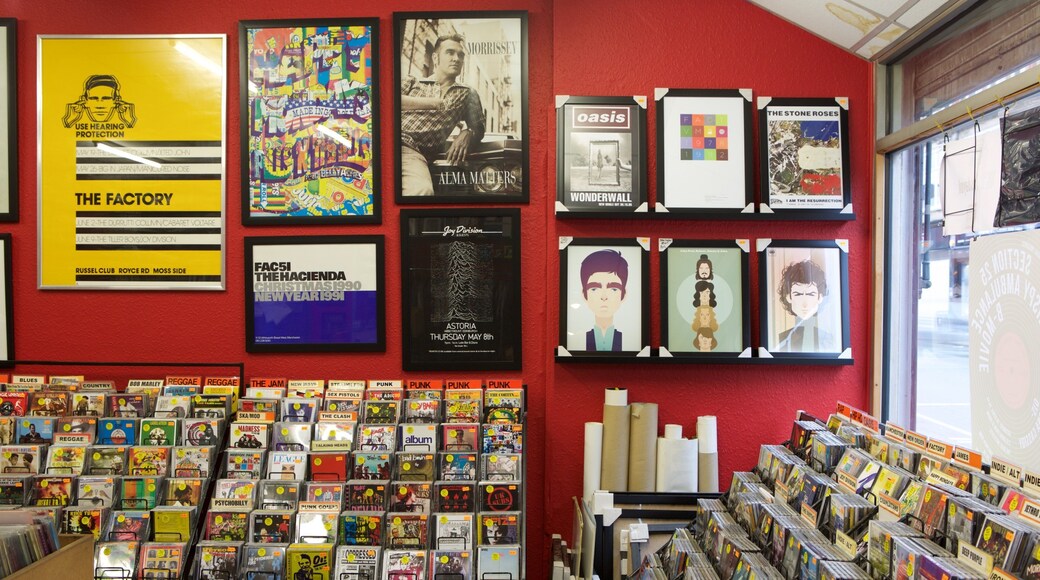 Manchester showing interior views and shopping