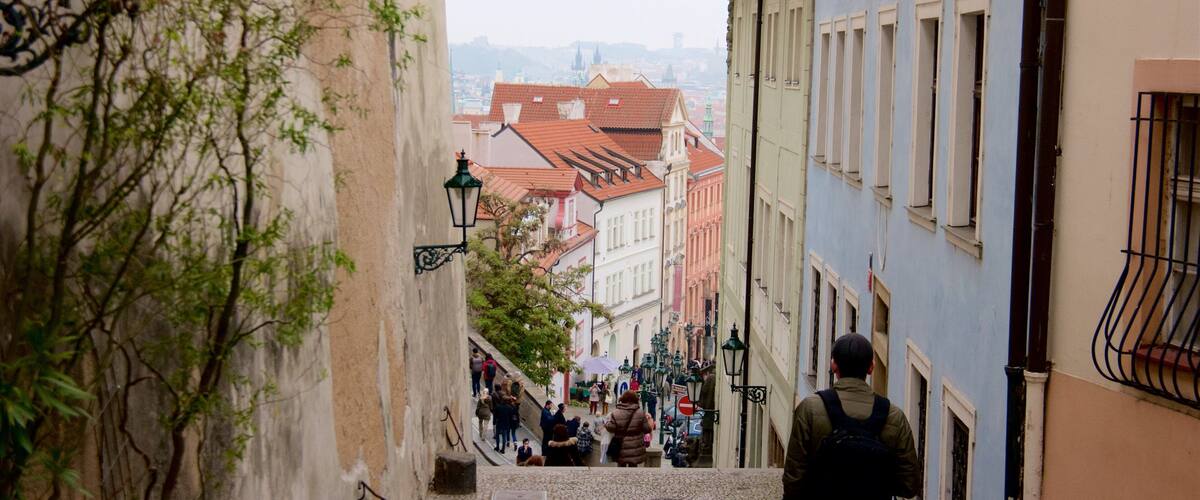 Prague qui includes patrimoine historique aussi bien que homme