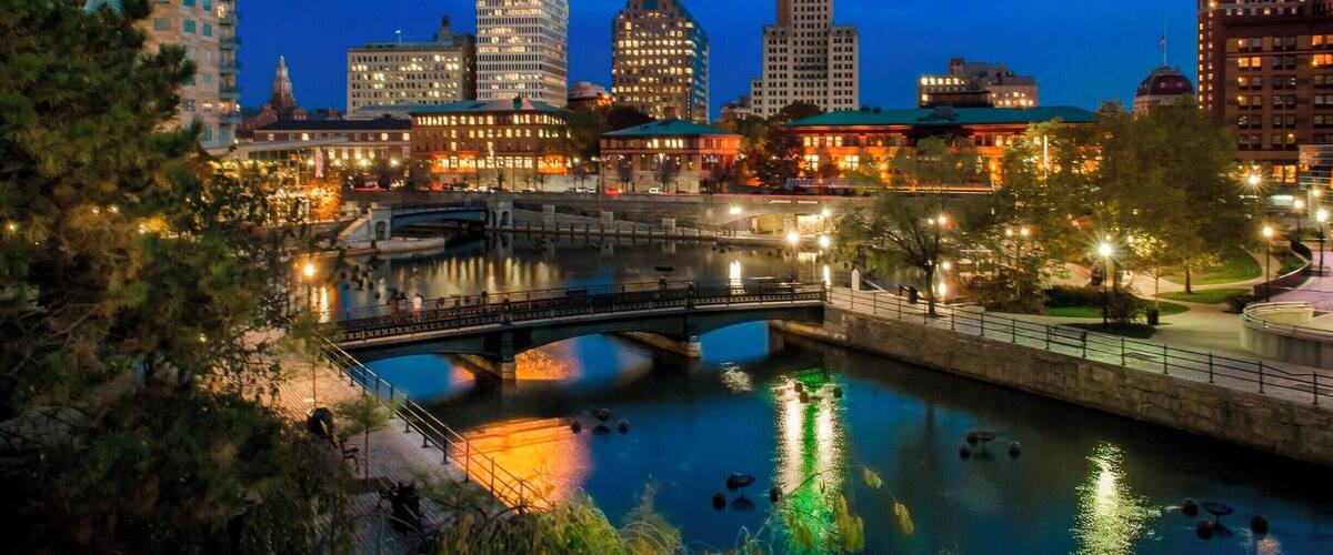 Here is a colorful view of night setting on Providence. In the foreground is the Woonasquatucket River and it flows into the basin at Waterplace Park; the home of Waterfire.
#goldenhour