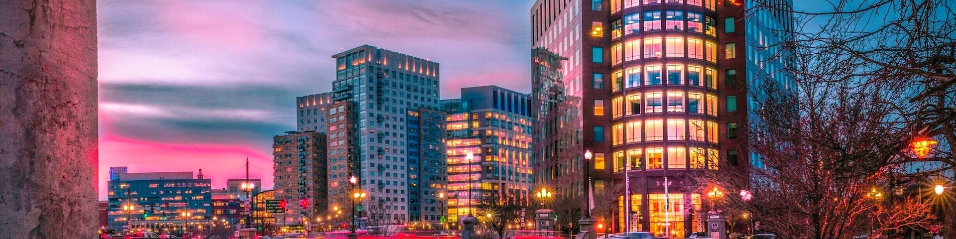 This shot was taken in front of RISD, the Rhode Island School of Design. In the foreground, two rivers meet, the Moshassuck and the Woonasquatucket.
In the background one can see the 'new' Providence. Most of these buildings have gone up within the past 25 years, after these two rivers were moved. In the warmer weather, Waterfire can be seen illuminating these rivers.
#snow
#BVSBlue
