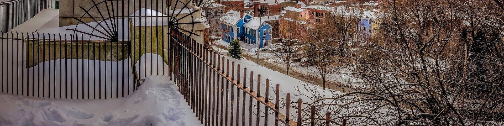 A statue of theologian Roger Williams was built in the late 1930s.. The 15-foot tall granite statue commemorates Williams' founding of the state of Rhode Island and his promotion for religious freedom. The statue depicts Williams gazing over the city.
This is such a great place to get spectacular views of the city. The park faces west so the sunsets can be fantastic.
#snow