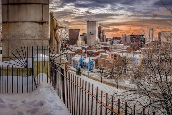 A statue of theologian Roger Williams was built in the late 1930s.. The 15-foot tall granite statue commemorates Williams' founding of the state of Rhode Island and his promotion for religious freedom. The statue depicts Williams gazing over the city.
This is such a great place to get spectacular views of the city. The park faces west so the sunsets can be fantastic.
#snow