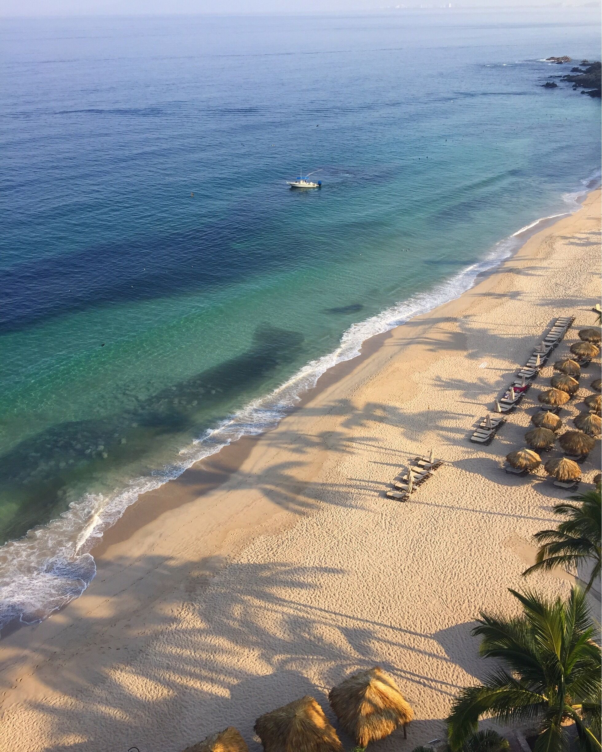 I used to come here when it was The Camino Real, and then Dreams. Now, being taken over by the Hyatt, unfortunately it has lost most of its quiet boutique hotel charm. But its location is still one of the best beaches in Puerto Vallarta. 