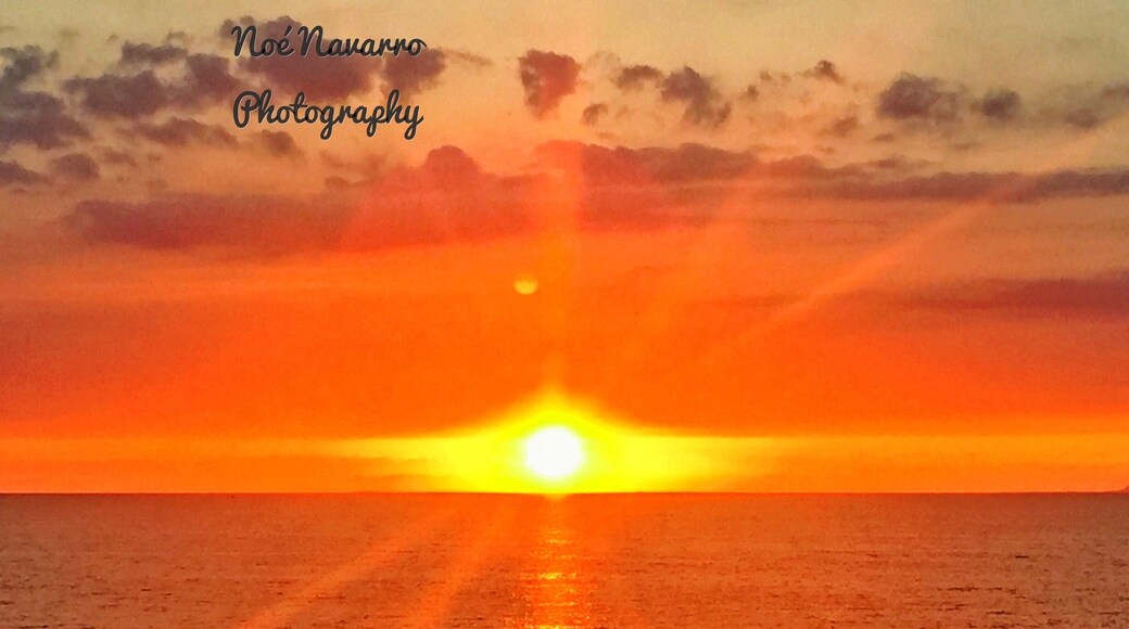 Amazing sunset from Emperador Hotel, just seeing beautiful from there!!! #goldenhour