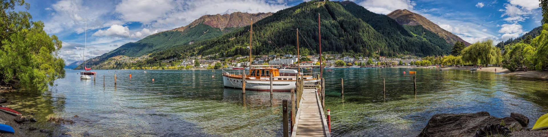 Queenstown New Zealand, December 24th 2014 : panoramic view of teh Queenstown harbour