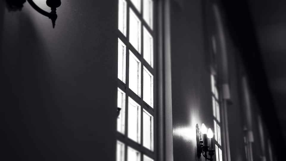 Finally got to take a tour of this place for the #WWIM11. It is full of symmetry, beautiful details and eerie rooms with bunks. Great for exploring and taking pictures. You can call them for a tour.
#ScottishRiteTemple #bw #blackandwhite #light #doors #windows #architecture #naturallight #tour #travel #places #celialuzphotography #SantaFe #NewMexico #interesting