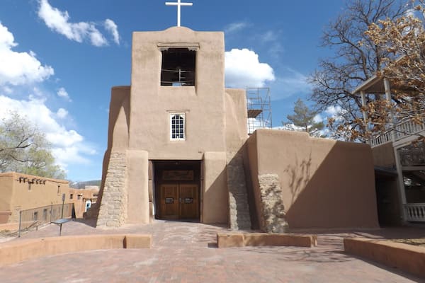 The San Miguel Chapel is the oldest church in the USA. The earliest documentation of the churches existence is from 1628, so it is assumed to be built before that time.