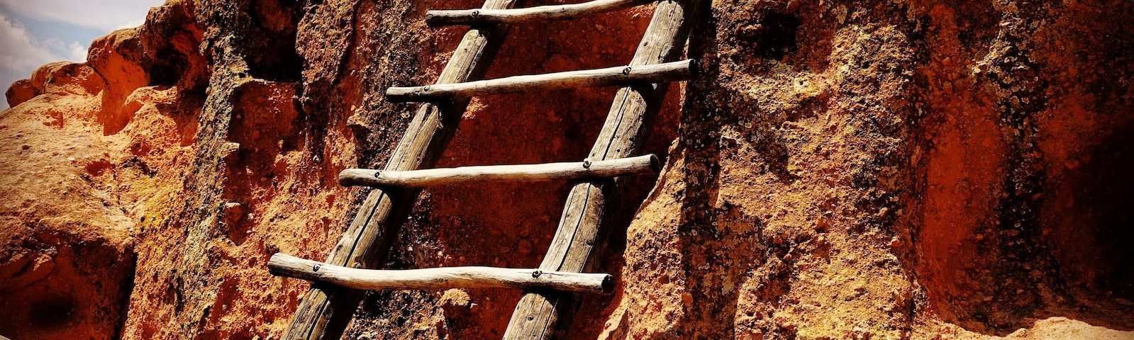 Tsankawi (san-KAH-wee) was built by ancient Pueblo Indians sometimes known as the Ancestral Pueblo People. Archeological evidence indicates that Tsankawi may have been constructed in the 15th century and occupied until the late 16th century—toward the end of the Rio Grande Classic Period.