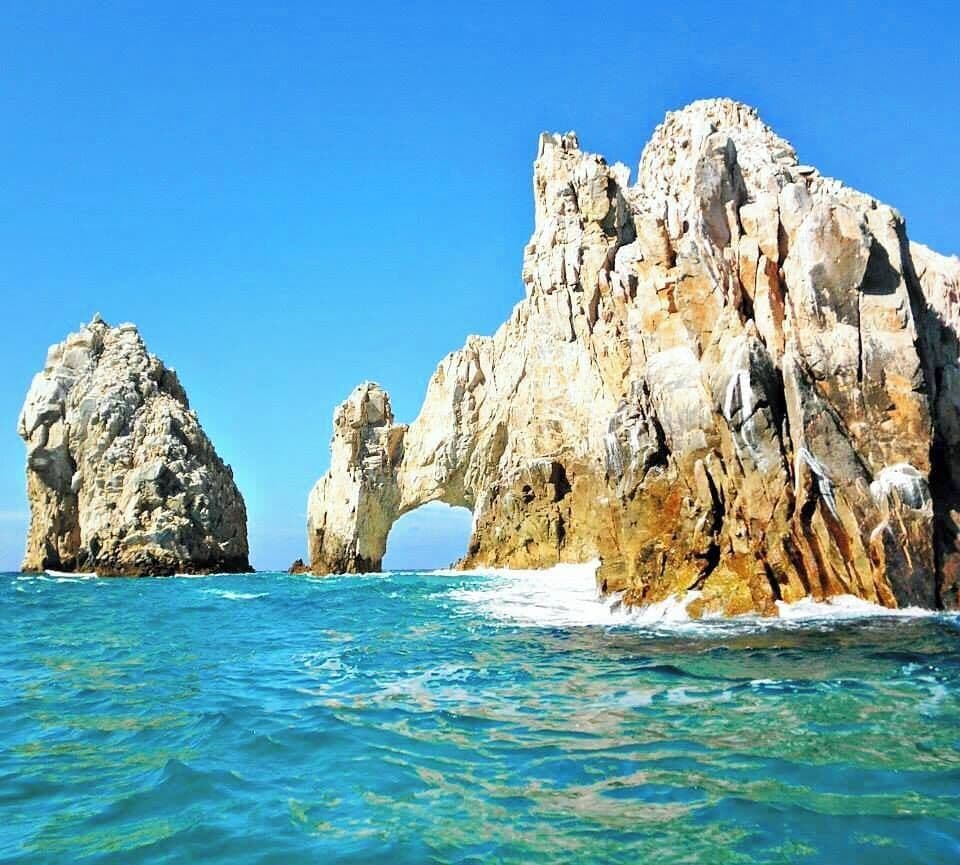 See the famous Arch in Cabo! #blue