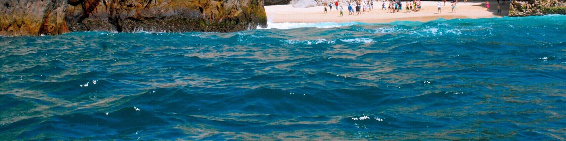 Not recommended for swimming because of the strong currents from the Pacific ocean, but it's great for sunbathing and seeing beautiful waves. If you want to take a swim, Lover's beach is a few steps away. #LifeAtExpedia