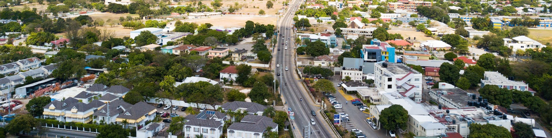 Na foto regi√£o de Kingston na Jamaica, ilha do Caribe.