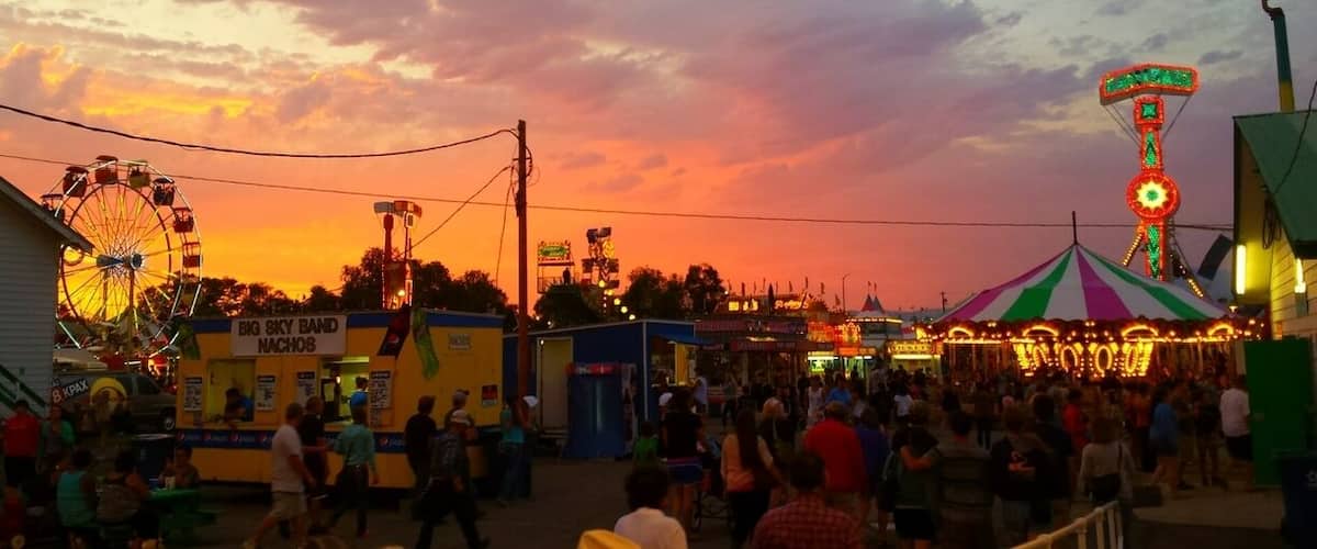 The best thing to do in Missoula is to go to the Rodeo and Fair. 
Great food, fun rides and a thrilling rodeo.
Go at sunset to catch the best views of the #colorful