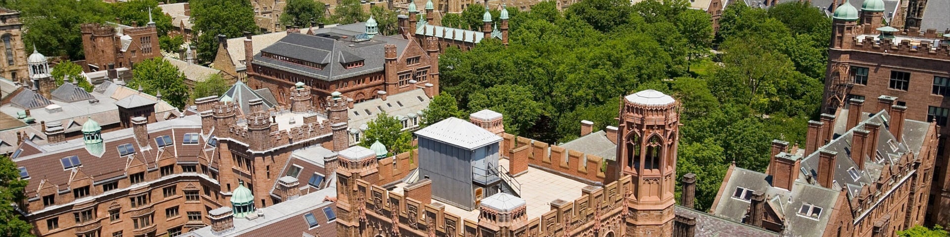 New Haven which includes a city and heritage architecture