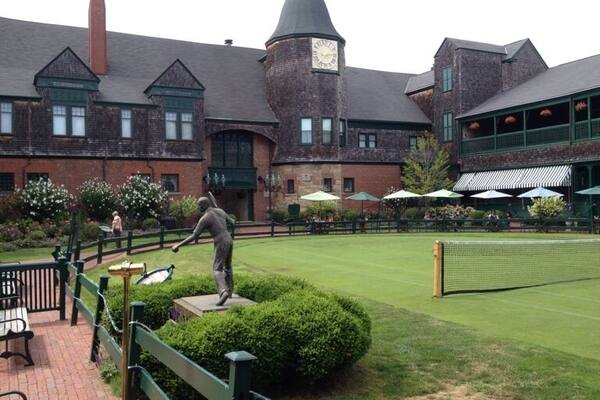 For tennis junkies like me, this is a must see. Took a vc guided tour of the museum, then played a couple sets on the grass; great afternoon!