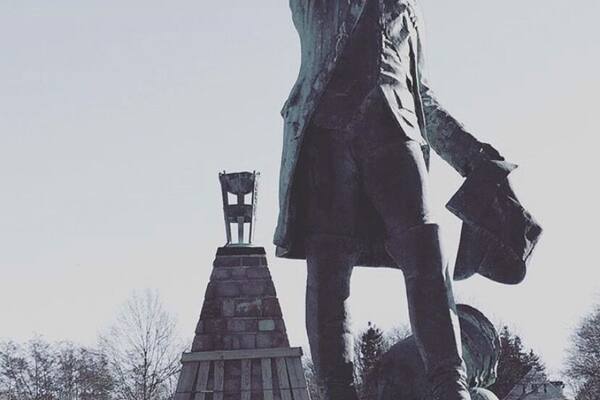 Memorializing the French that aided the American Revolution; in King Park.