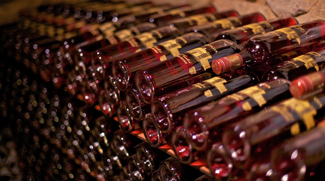 Napa Valley which includes drinks or beverages and interior views