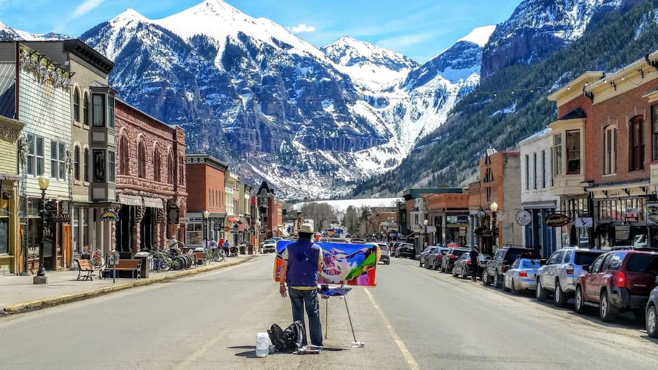 Arrived in time for the End Of The Ski Season Festivals.
A beautiful town nestled in the SW Rockies...
Friendly faces, great vibe. ...