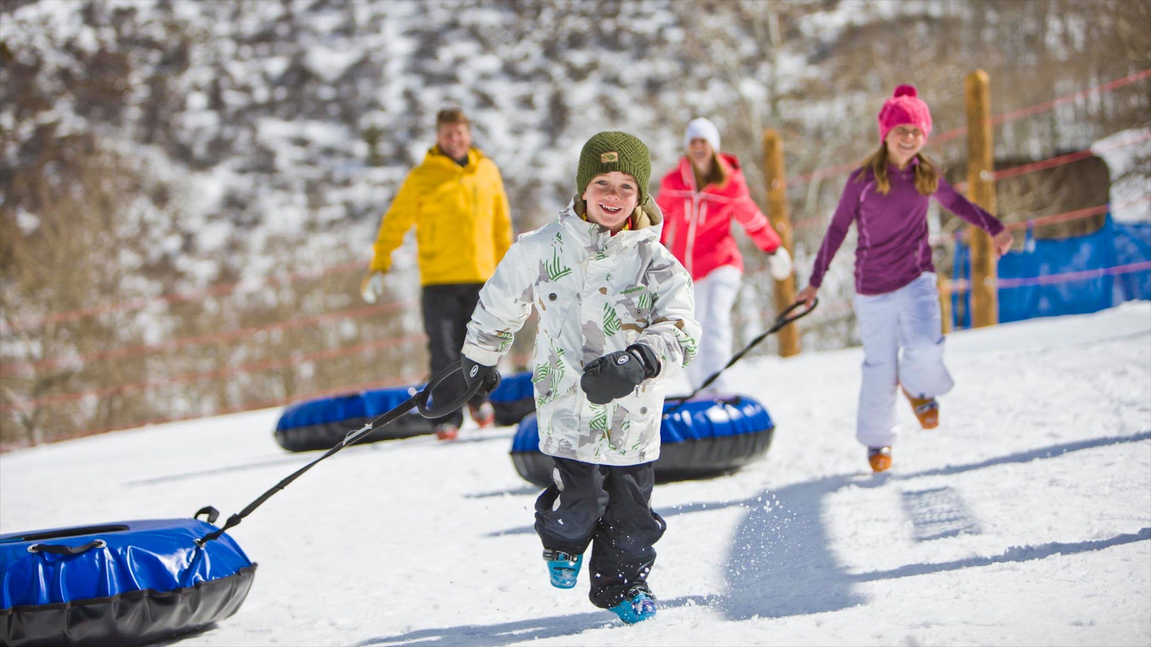 Vail - Beaver Creek fasiliteter samt snowtubing og snø i tillegg til familie
