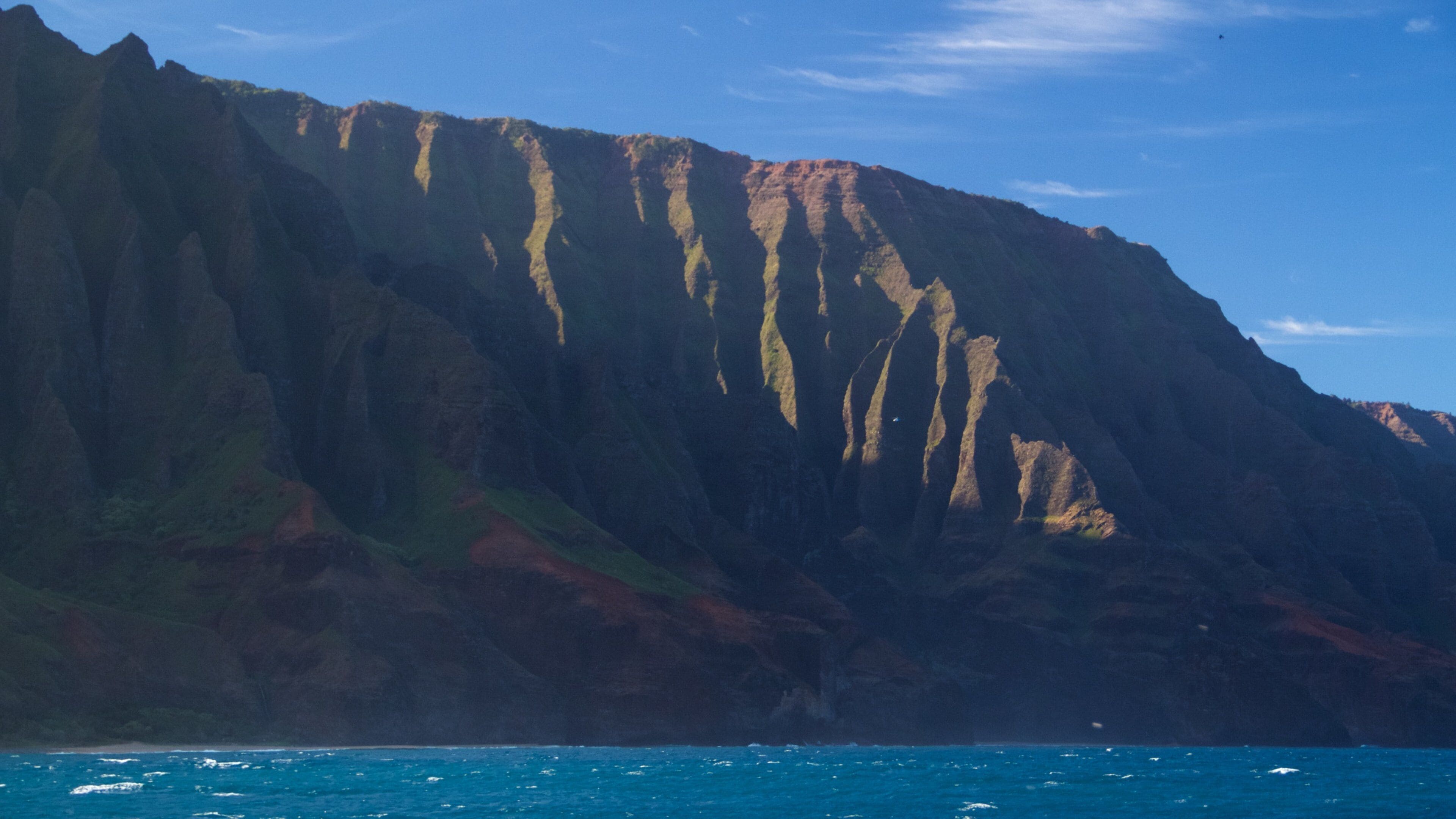 Kauai Island showing a gorge or canyon, general coastal views and island images