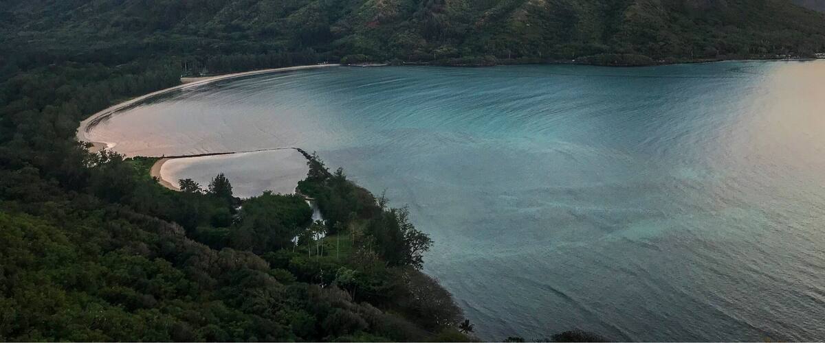 Sunrise hike in o’ahu! #lifeatexpedia #expedia #sunrise #hikes