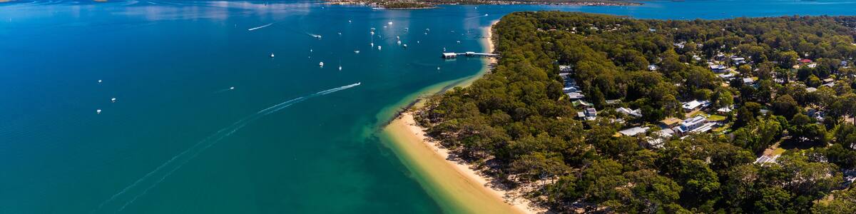 Sunny day on Coochiemudlo Island, Brisbane, Queensland, Australia