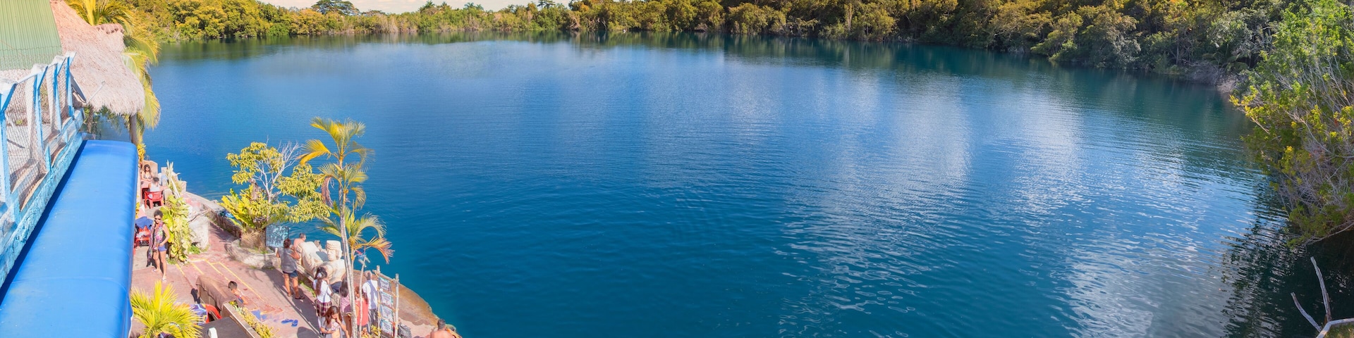cenote blue bacalar (lagoon of the seven colors) Quintana Roo Mexico