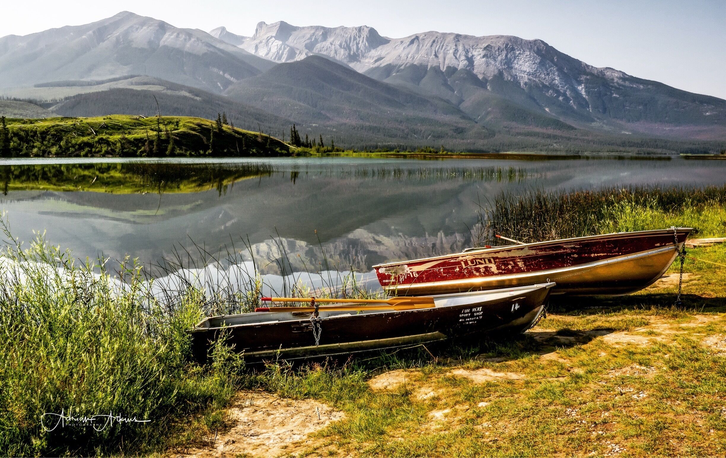 Just inside Jasper National Park, this gem is always a pleasure!