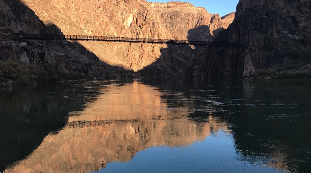 Enjoyed this reflective view and listening to the sound of the Colorado River on the sand beach.
#river #bridge #reflection #hiking #parks #nationalpark #rocks #canyon #Mountains #red #BeachTips
