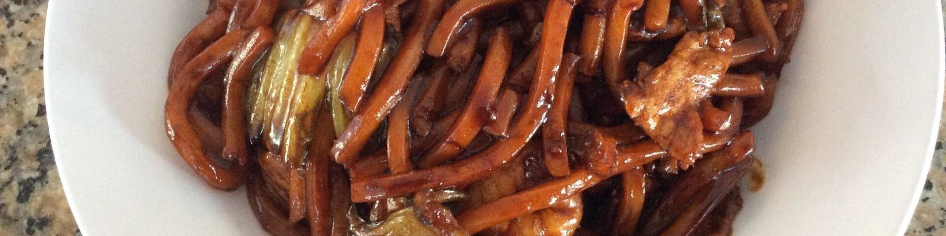 This noodle dish is popularly known as "Tai Look Mien" in Kuala Lumpur.