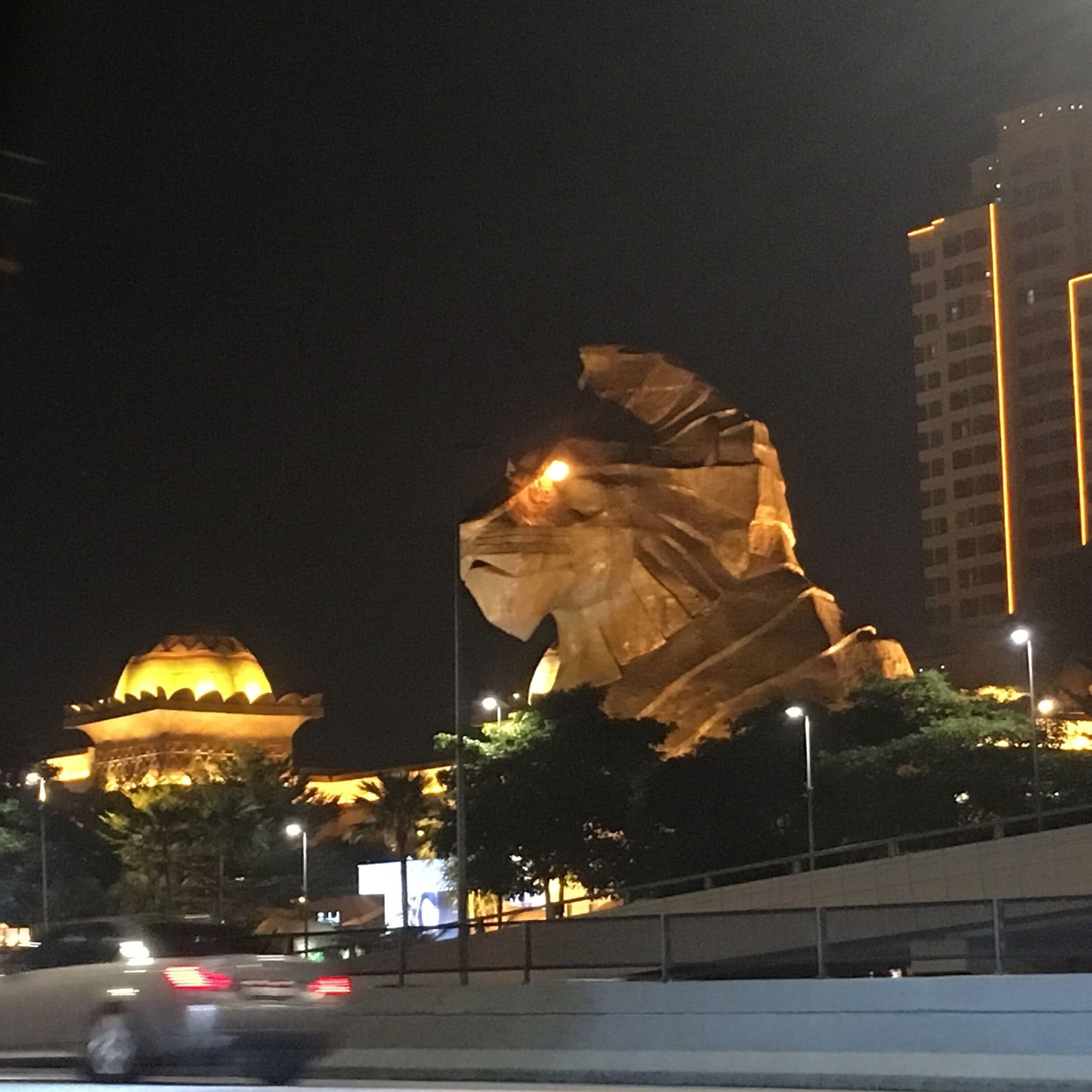 One of the best Shopping Mall / Amusement Park in Malaysia. They have everything. Shopping mall, waterpark, theme park and even a wildlife park !