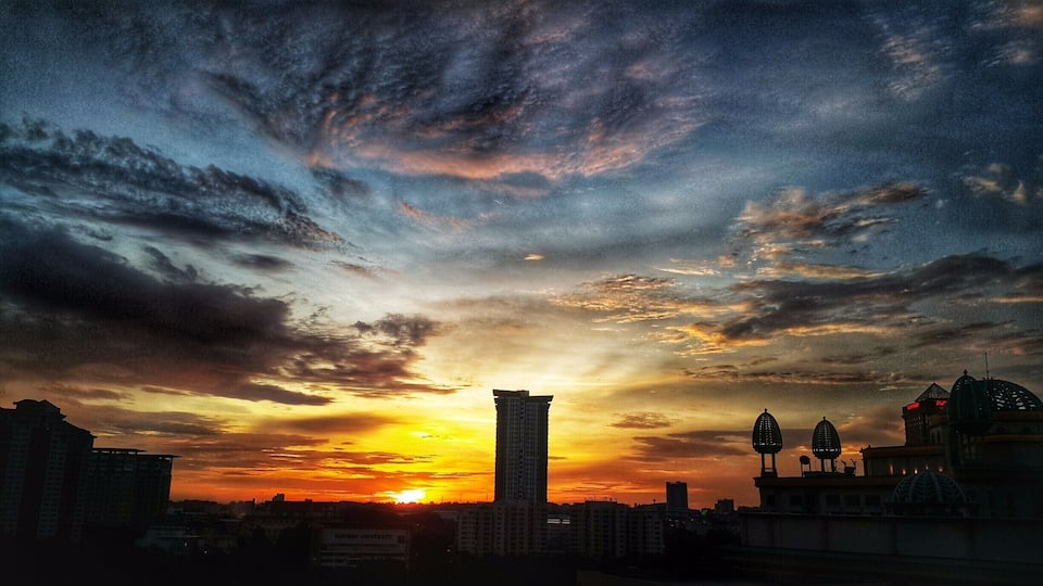 After an evening meeting, you can't miss this beautiful sunset looking over Sunway Resorts from Expedia office
#LifeAtExpedia
